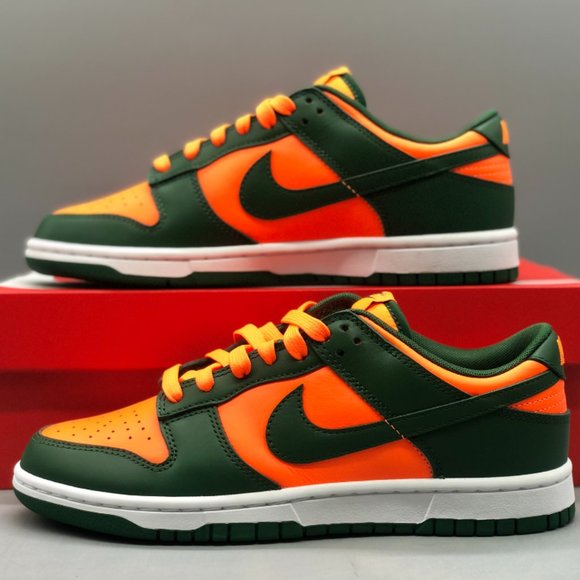 Nike Dunk Low Retro x Miami Hurricanes Sneakers - Picture 4 of 6